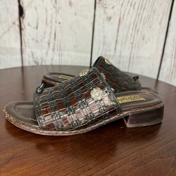 BRIGHTON women’s woven leather slides thongs sandals multi tone brown size 6 GUC - Picture 4 of 16